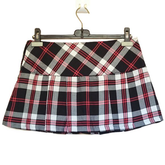 STREETWEAR SOCIETY Red/Black/White Pleated Plaid Mini Skirt Size Small NWOT - Picture 2 of 4